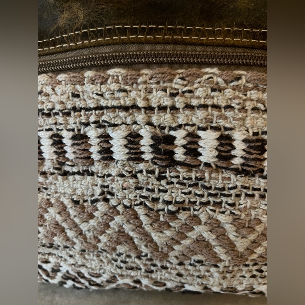 Myra Bag- Contentment Small Crossbody Bag - Picture 4 of 12